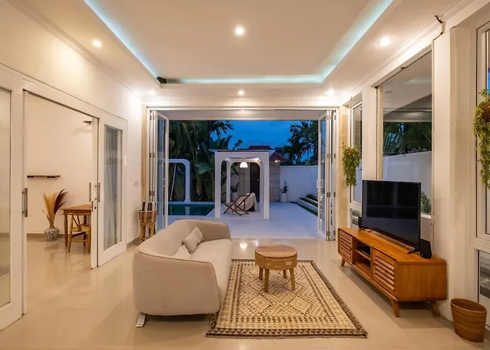 Villa Platform Luxe 3br In By Orivista Near Oldmans