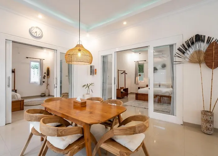 Villa Platform Luxe 3br In By Orivista Near Oldmans