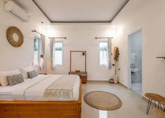 Villa Platform Luxe 3br In By Orivista Near Oldmans
