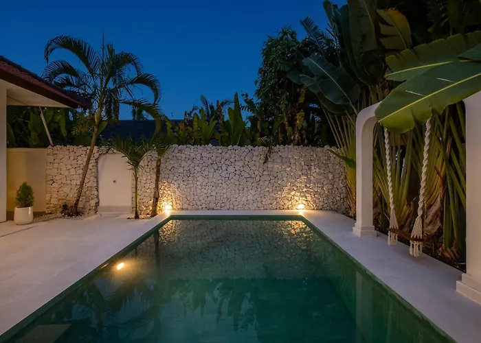 Villa Platform Luxe 3br In By Orivista Near Oldmans Canggu
